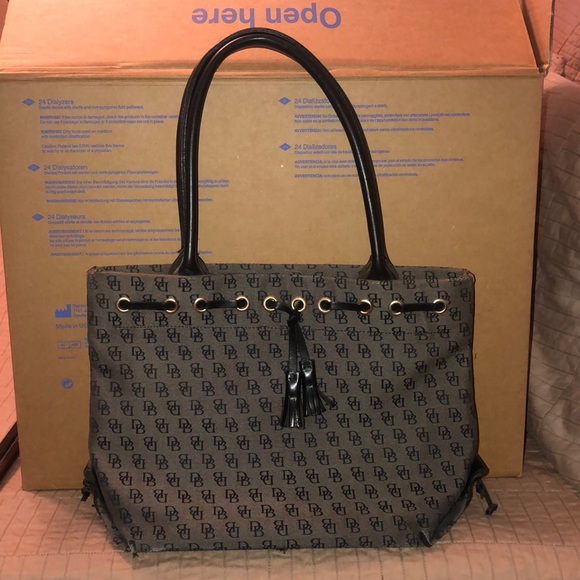 Dooney & Burke Purse - Picture 1 of 4